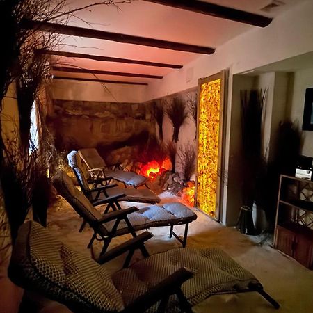 Hotel Krysztal Сверадув-Здруй Экстерьер фото