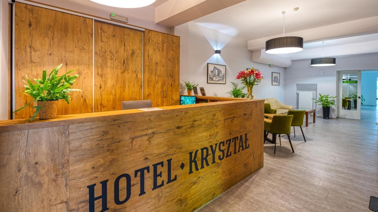 Hotel Krysztal Сверадув-Здруй Экстерьер фото
